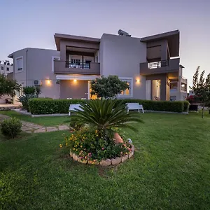 tholos-apartments.rethymnohotels.net/